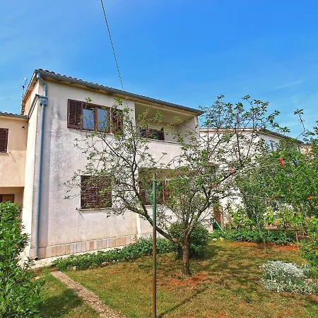 Apartment With A Parking Space Valbandon, - 20706