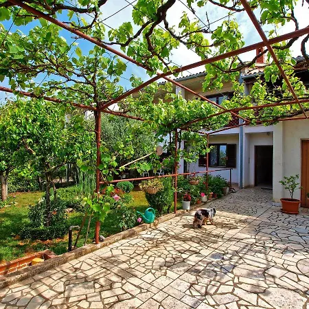 With A Parking Space Valbandon, - 20706 Apartment *
