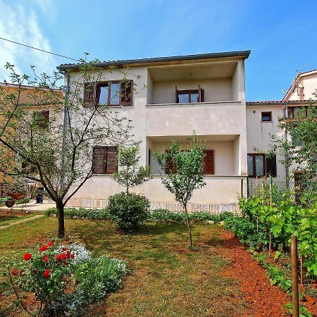 Apartment With A Parking Space Valbandon, - 20706 Fazana