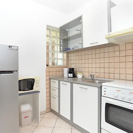With Parking Space Valbandon, - 20706